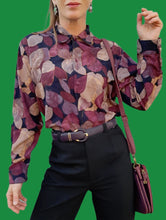 Charger l'image dans la galerie, Chemisier vintage Sarah - Feuillages violets. Taille XXL, 44, 46. Damart