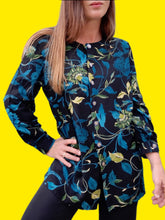 Charger l'image dans la galerie, Chemise vintage Séverine - Imprimé floral bleu pétrole. Taille M, 38, 40. Créaline de Daxon.