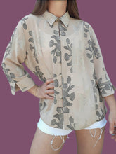 Charger l'image dans la galerie, Chemisier vintage Janis - Boutons à brides. Taille XL, 42, 44.