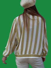 Charger l'image dans la galerie, Chemisier vintage Marthe. Rayé sable doré. Taille XXL, 44, 46. Sommerman
