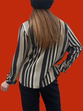 Charger l'image dans la galerie, Chemisier vintage Monica - Rayé sable et noir. Taille XL, 42, 44
