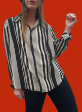 Charger l'image dans la galerie, Chemisier vintage Monica - Rayé sable et noir. Taille XL, 42, 44