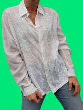 Charger l'image dans la galerie, Chemisier vintage Célia - Broderies florales. Taille XL, 42, 44. Romantique.