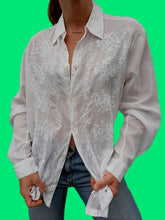 Charger l'image dans la galerie, Chemisier vintage Célia - Broderies florales. Taille XL, 42, 44. Romantique.