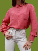 Charger l'image dans la galerie, Chemisier vintage Valentine - Soie rose fuchsia. Taille L, 40, 42. Alain Figaret