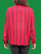 Charger l'image dans la galerie, Chemisier vintage Donatienne - A Rayures rouges et noires. Taille S, 36, 38.