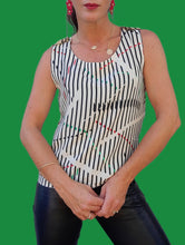 Charger l'image dans la galerie, Haut vintage Eliane - Soie rayée géométrique. Taille S, 36, 38. David Molho. Made in France.