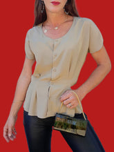 Charger l'image dans la galerie, Haut vintage Nelly - Cintré beige, effet basque. Taille S, 36, 38. Miguez - Carton. Made in France.