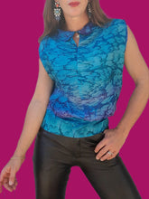 Charger l'image dans la galerie, Haut vintage Cécile - Soie marbrée en dégradé. A nouer. Taille M, 38, 40.