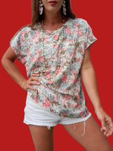 Charger l'image dans la galerie, Haut vintage Loulou - Aquarelle fleurie, boutons YSL. Taille L, 40, 42