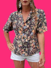 Charger l'image dans la galerie, Chemisier vintage Cora - Bleu marine à fleurs. Taille M, 38, 40.