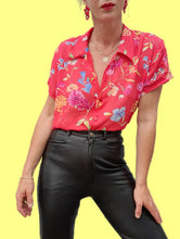Charger l'image dans la galerie, Chemisier vintage Solange - Rouge fleurs. Taille L, 40, 42. La juperie.
