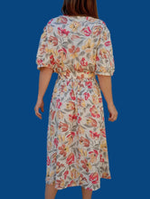 Charger l'image dans la galerie, Robe vintage Charlène - Imprimé fleuri naturel. Taille XXXXL, 48, 50. Carole Vermier. Made in France.
