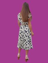 Charger l'image dans la galerie, Robe vintage Estelle - Plissé permanent fleuri. Taille S, 36, 38. Varouj. Canne.