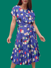 Charger l'image dans la galerie, Robe vintage Lauriane - Plissée géométrique. Taille XXL, 44, 46. Paul Mausner. Made in France.
