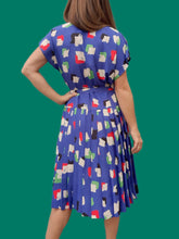 Charger l'image dans la galerie, Robe vintage Lauriane - Plissée géométrique. Taille XXL, 44, 46. Paul Mausner. Made in France.