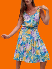 Charger l'image dans la galerie, Robe vintage Lucia - Fleurie et plissée Taille L, 40, 42.