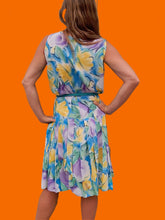 Charger l'image dans la galerie, Robe vintage Lucia - Fleurie et plissée Taille L, 40, 42.