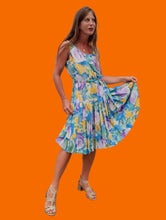 Charger l'image dans la galerie, Robe vintage Lucia - Fleurie et plissée Taille L, 40, 42.