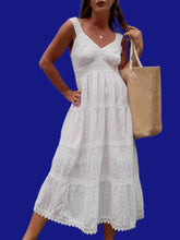 Charger l'image dans la galerie, Robe vintage Amber - Broderie Anglaise blanche. Taille S, 36, 38. Made in France.