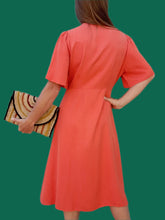 Charger l'image dans la galerie, Robe vintage Élina - Toute boutonnée orange. XL, 42, 44.