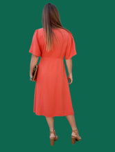 Charger l'image dans la galerie, Robe vintage Élina - Toute boutonnée orange. XL, 42, 44.