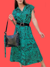Charger l'image dans la galerie, Robe vintage Jésabelle - Feuillage vert et noir. Taille XL, 42, 44. Made in Belgium.