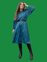 Charger l'image dans la galerie, Robe vintage Paula - Vert canard, imprimé paisley. Taille M, 38, 40. Made in France.