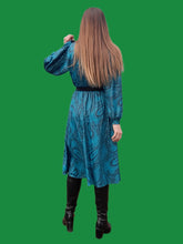 Charger l'image dans la galerie, Robe vintage Paula - Vert canard, imprimé paisley. Taille M, 38, 40. Made in France.
