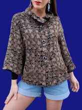 Charger l'image dans la galerie, Gilet "Seconde" Léna - Camouflage marron et noir. Taille M, 38, 40. Aldo Martin'S