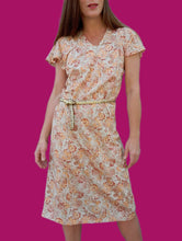 Charger l'image dans la galerie, Robe vintage Grâce - Manches papillon. Fleurie. Taille S, 36, 38. Made in France.