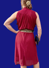Charger l'image dans la galerie, Robe de soirée vintage Betty - Drapé bordeaux scintillante. Taille S, 36, 38. Made in France
