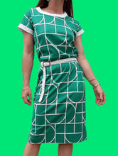Charger l'image dans la galerie, Robe vintage Blandine - Imprimé contrastant vert et blanc. Taille M, 38, 40