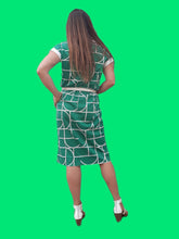 Charger l'image dans la galerie, Robe vintage Blandine - Imprimé contrastant vert et blanc. Taille M, 38, 40