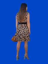 Charger l'image dans la galerie, Robe vintage Valériane - Boutonnée et plissée. Imprimé floral. Taille S, 36, 38.