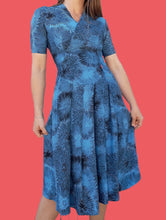 Charger l'image dans la galerie, Robe vintage Soline - Coupe portefeuille. Taille XS, 34, 36