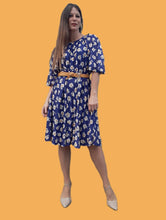 Charger l'image dans la galerie, Robe vintage Lila - Imprimé floral all-over. Coupe ample. Oversize ou Taille L, 40, 42