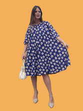Charger l'image dans la galerie, Robe vintage Lila - Imprimé floral all-over. Coupe ample. Oversize ou Taille L, 40, 42