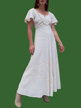 Charger l'image dans la galerie, Robe vintage Ella - Romantique, blanche. Taille XS, 34, 36