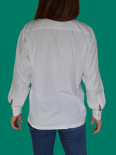 Charger l'image dans la galerie, Chemisier vintage Ingrid - En coton brodé de nœuds. Taille M, 38, 40. Escada. Made in Italy.