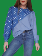 Charger l'image dans la galerie, Blouse vintage Barbara - À pois et rayures bleu et blanche. Taille M, 38, 40. Made in Italy.