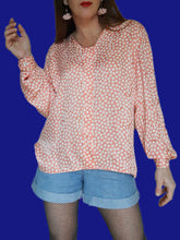 Charger l'image dans la galerie, Blouse vintage Olivia - Rose à pois irisés beiges. Taille XL, 42, 44. Valentino. Made in Italy.
