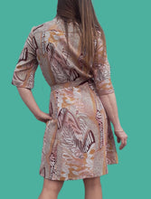 Charger l'image dans la galerie, Robe vintage Sonia - Toute boutonnée. Taille M, 38, 40. Fabriqué en France