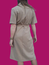 Charger l'image dans la galerie, Robe Lisa - Couleur sable. Taille L, 40, 42