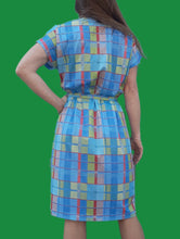 Charger l'image dans la galerie, Robe vintage Nelly - Anis, bleue, rose. Taille M, 38, 40. Fabriqué en France