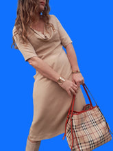 Charger l'image dans la galerie, Robe vintage Justine - Encolure drapée, soie. Cerruti 1881. Taille S, 36, 38.