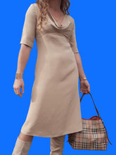 Charger l'image dans la galerie, Robe vintage Justine - Encolure drapée, soie. Cerruti 1881. Taille S, 36, 38.