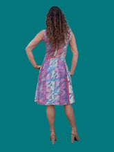 Charger l'image dans la galerie, Robe vintage Amélia - Doux motifs géométriques. Taille S, 34, 36
