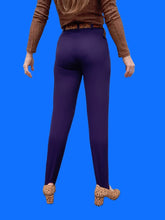 Charger l'image dans la galerie, Pantalon vintage Marthe - Fuseau taille haute violet. Taille XS, 34, 36. Carole Richard. Made in France.