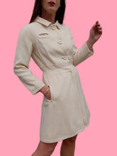 Charger l'image dans la galerie, Manteau vintage Charlène - Blanc cassé. Taille XS, 34, 36. Pierre Cardin Paris.